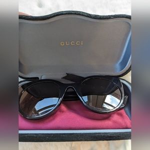 Gucci GG0028S sunglasses authentic